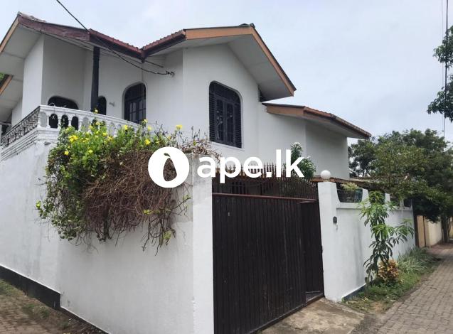 Two Story House For Sale In Moratuwa 