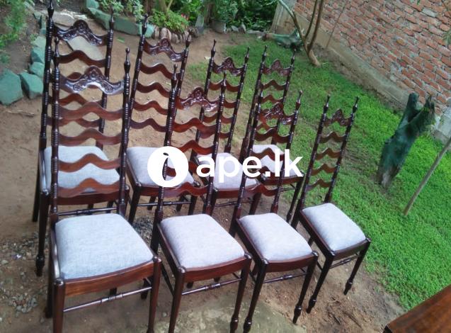 Sale For (NADUN )8 Chairs